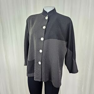 Vintage Emmelle black and white Mandarin collar drop sleeve jacket topper large